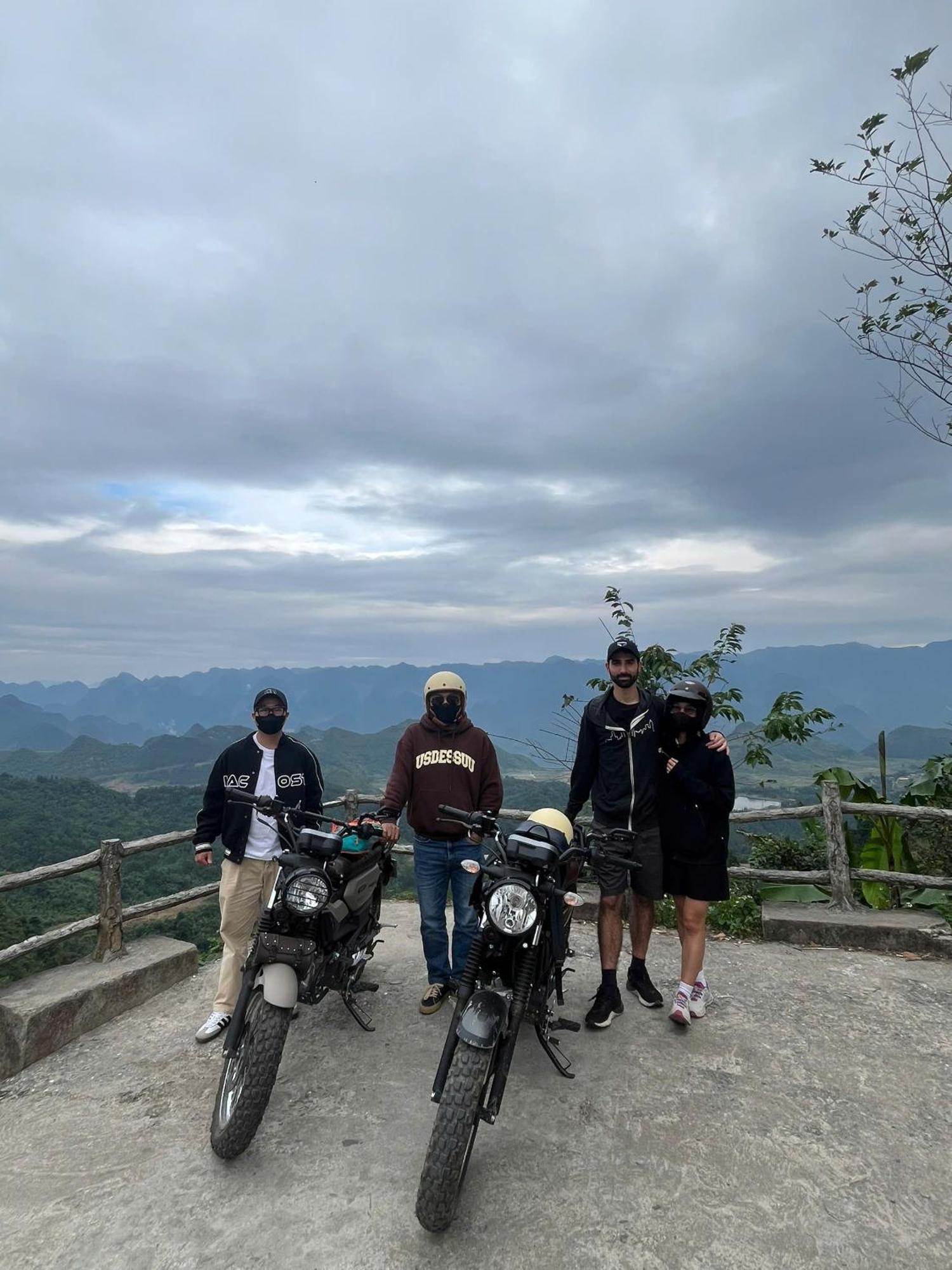 Lake House Ha Giang Esterno foto